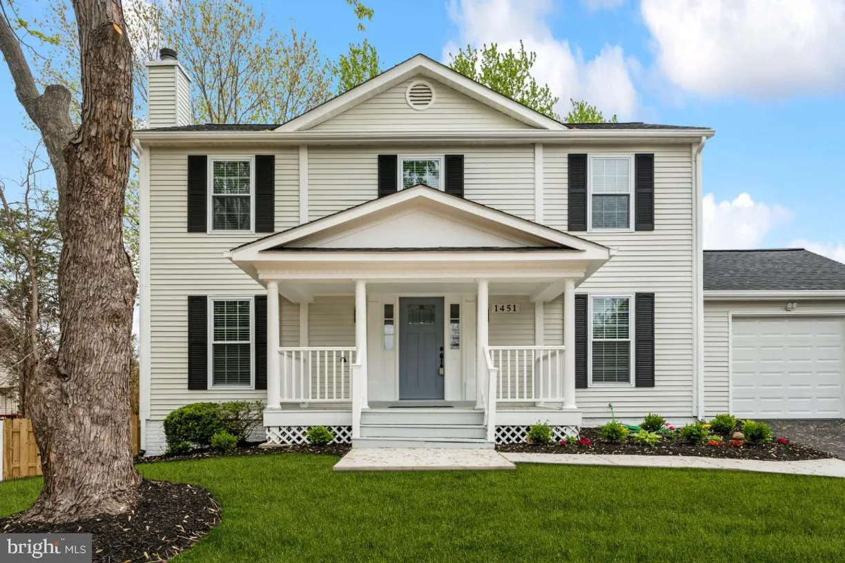 Washington Metro Area Real Estate | View 1451 Parkvale Ct | 4 Beds, 3 Baths