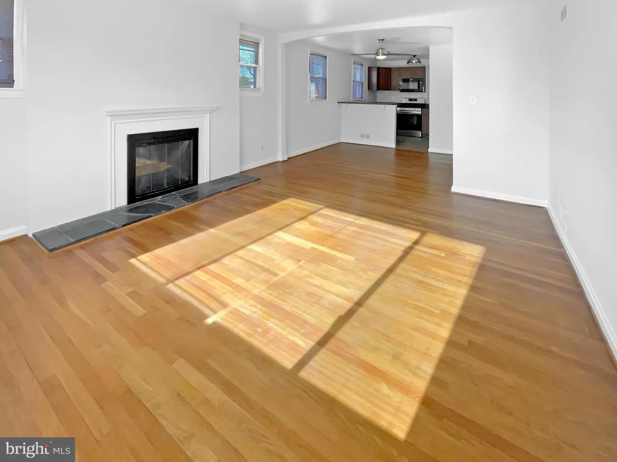 Washington Metro Area Real Estate | View 2811 School St | Listing