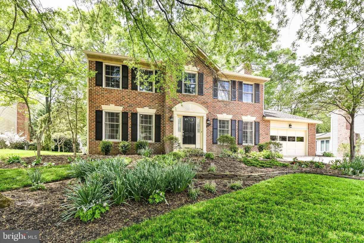 Washington Metro Area Real Estate | View 8228 Stacey Rd | 4 Beds, 3 Baths