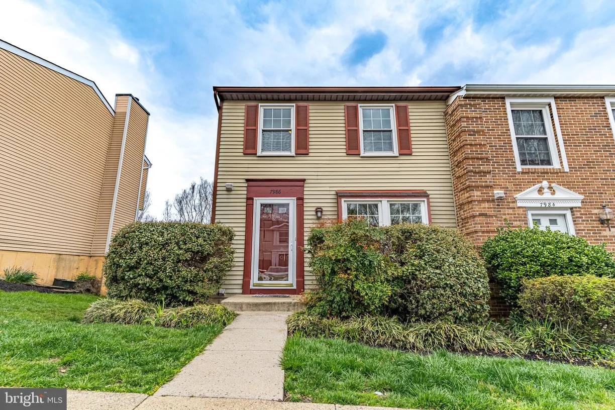 Washington Metro Area Real Estate | View 7986 Tyson Oaks Cir | 3 Beds, 2 Baths