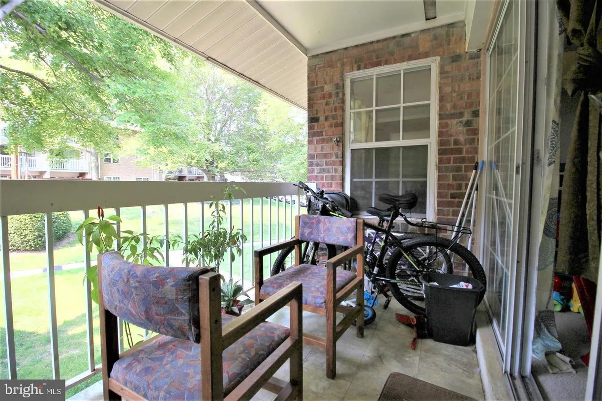 Washington Metro Area Real Estate | View 1914 Wilson, 204 | Listing