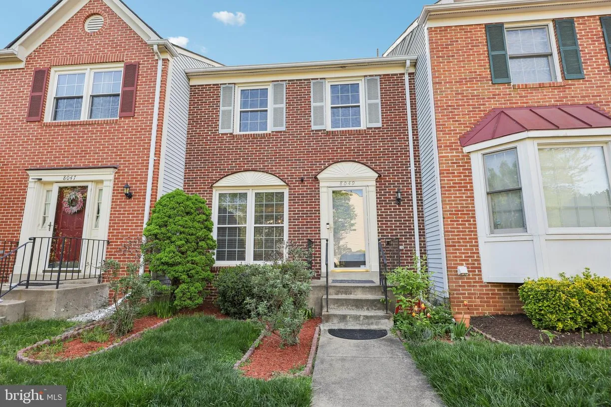 Washington Metro Area Real Estate | View 8049 Sky Blue Dr | 3 Beds, 3 Baths
