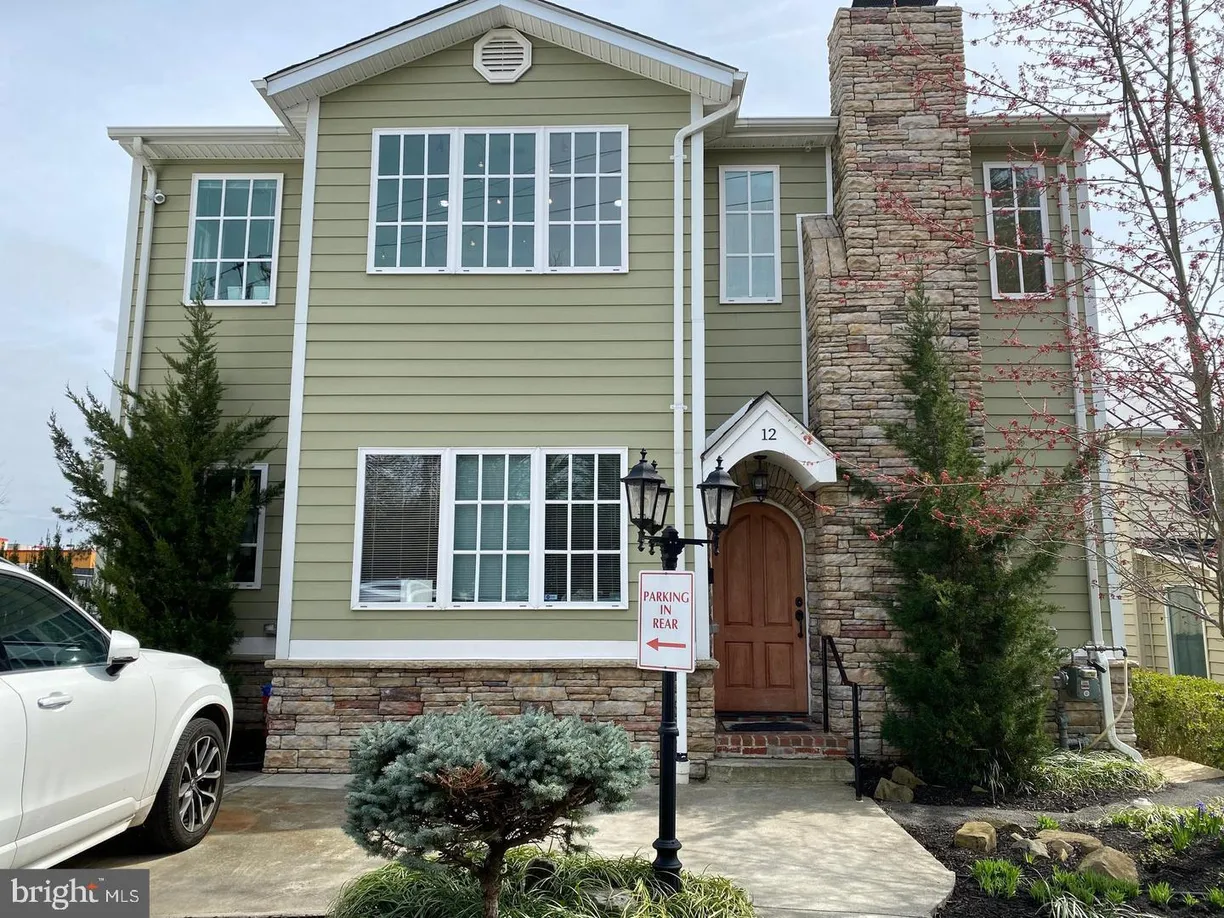 Washington Metro Area Real Estate | View 12 Sycolin Rd Se