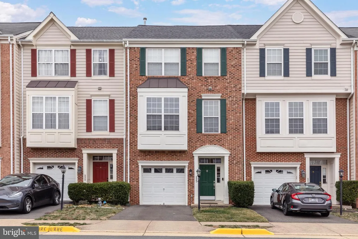 Washington Metro Area Real Estate | View 522 Legrace Ter Ne | 3 Beds, 2 Baths