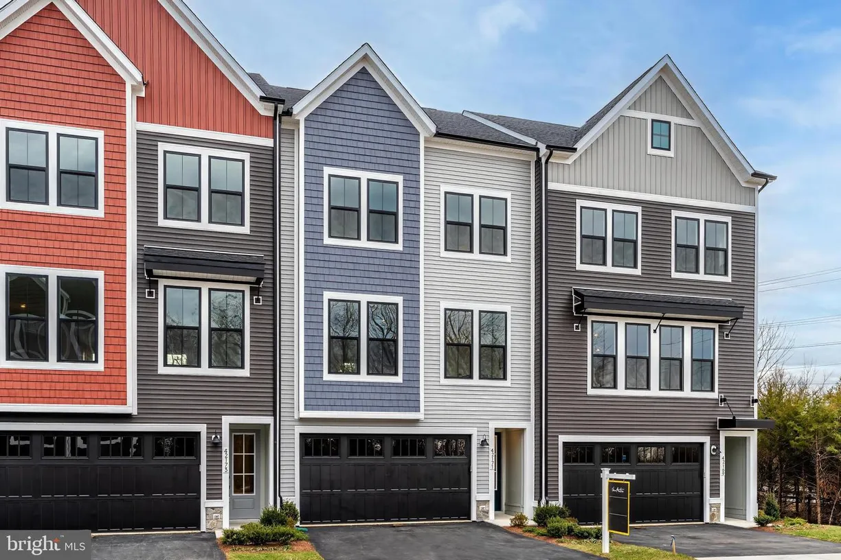 Washington Metro Area Real Estate | View 42171 Berrier Farms Ter | 4 Beds