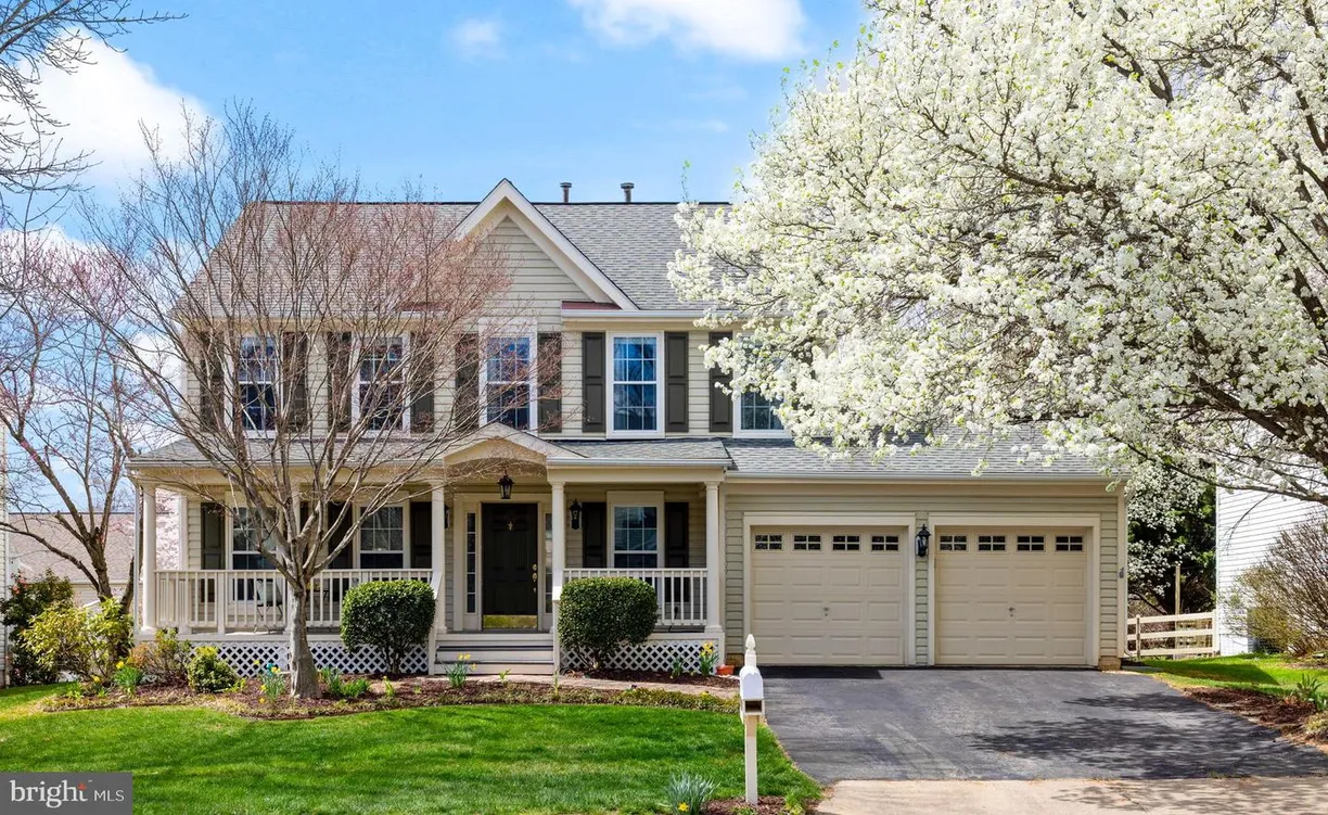 Washington Metro Area Real Estate | View 17319 Arrowood Pl | 4 Beds, 3 Baths
