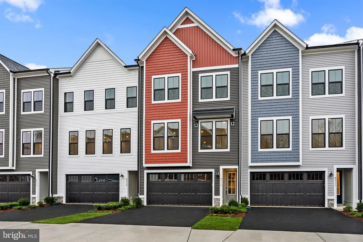 Washington Metro Area Real Estate | View 42173 Berrier Farms Ter | 4 Beds, 3 Baths