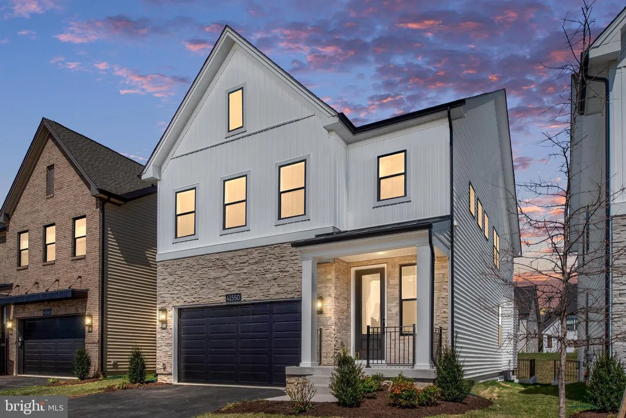 Washington Metro Area Real Estate | View 41550 Walking Meadow Dr | Listing