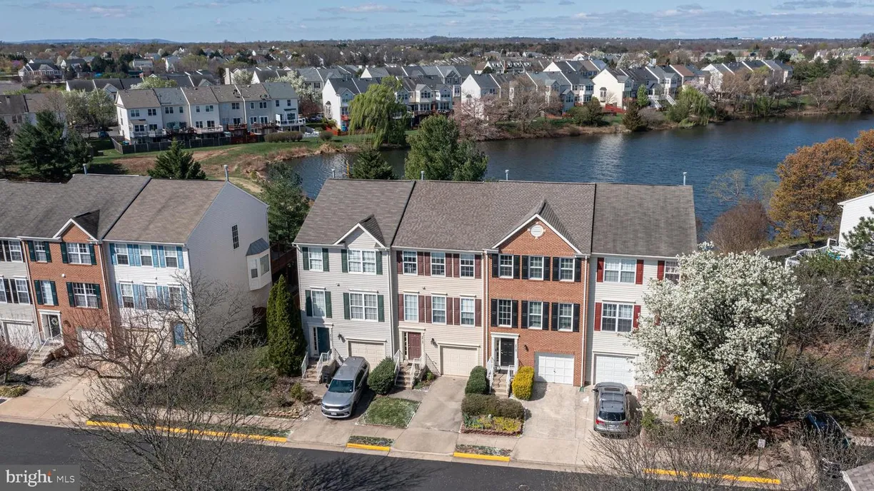 Washington Metro Area Real Estate | View 44167 Tippecanoe Ter | 3 Beds, 2 Baths