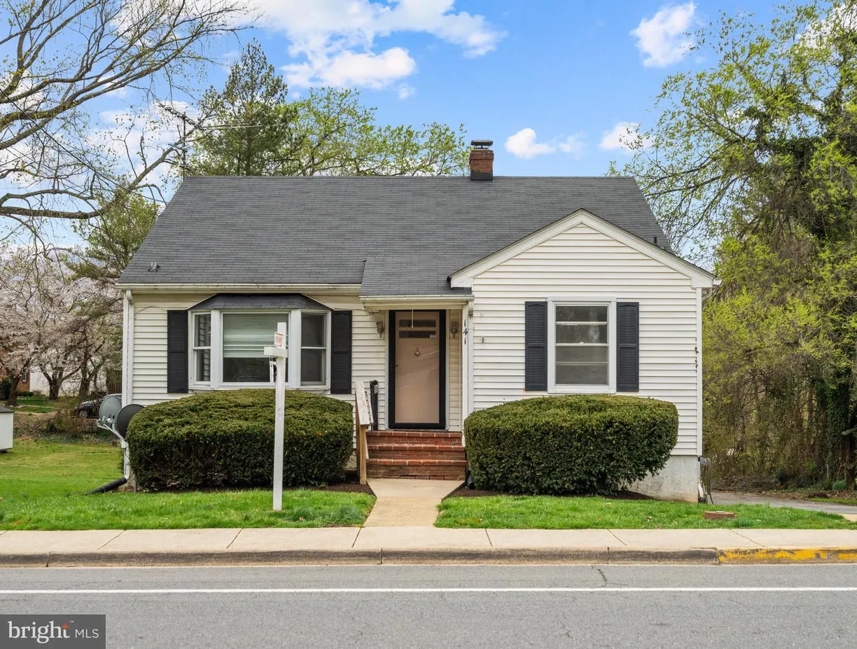 Washington Metro Area Real Estate | View 141 N Hatcher Ave