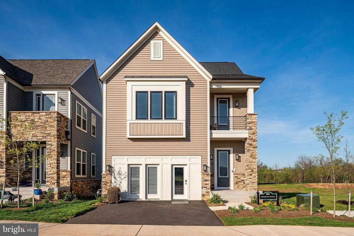 Washington Metro Area Real Estate | View 43120 Greeley Sq | 3 Beds, 3 Baths