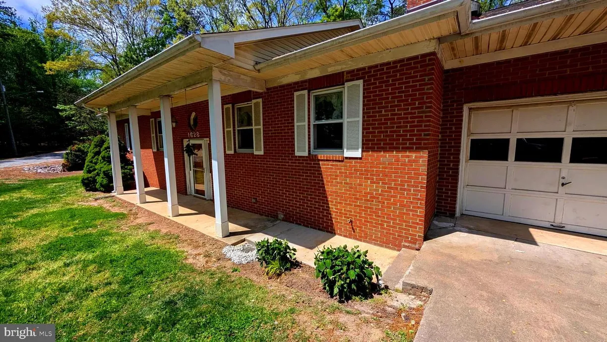 Washington Metro Area Real Estate | View 1628 Mount High St | 4 Beds, 3 Baths