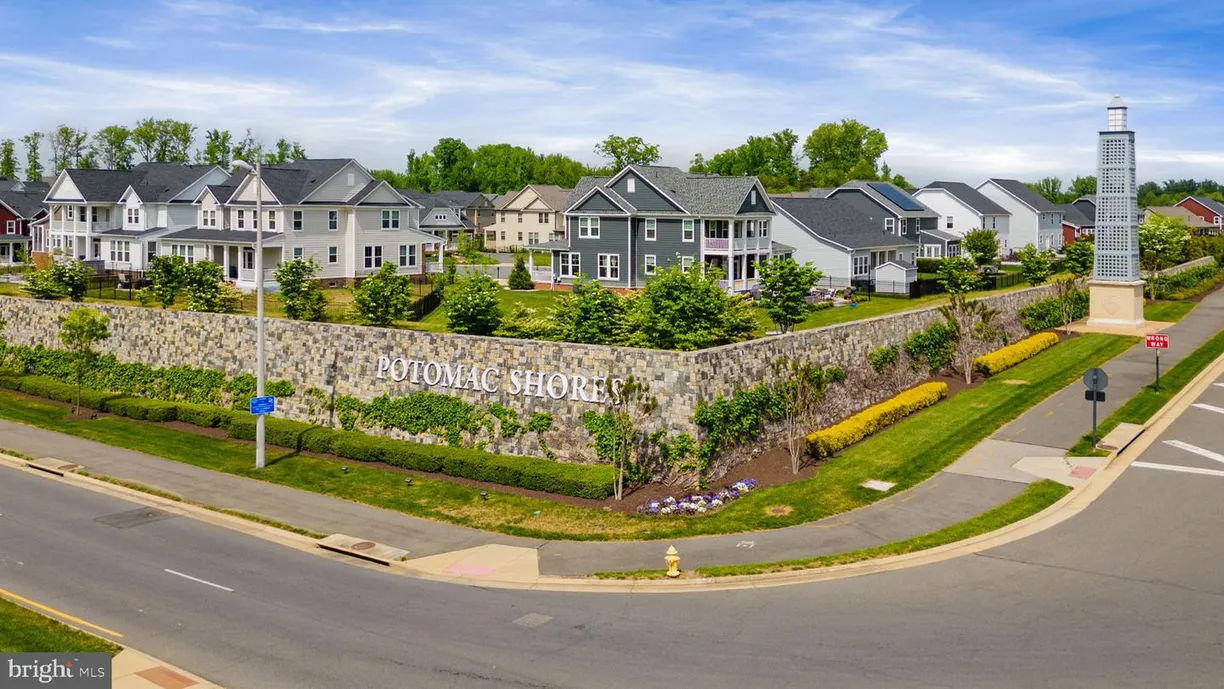 Washington Metro Area Real Estate | View 17934 Woods View Dr | Listing