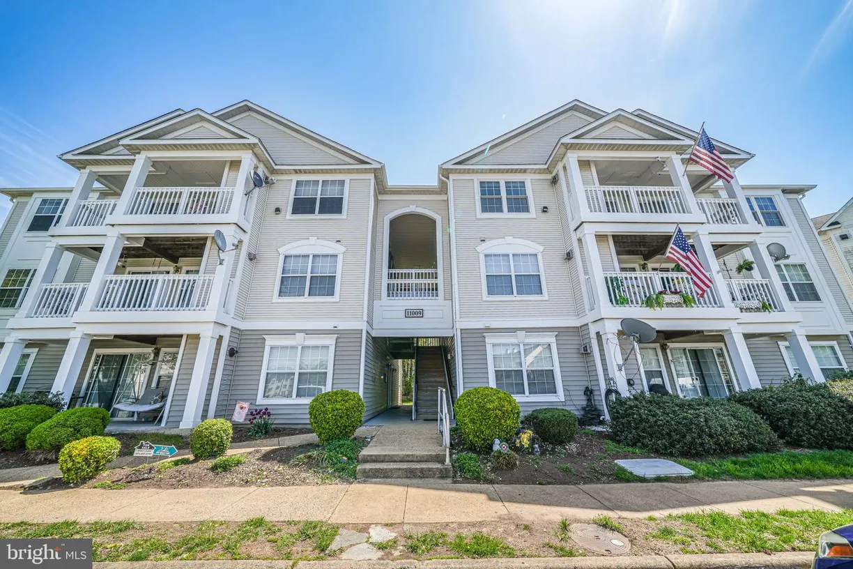 Washington Metro Area Real Estate | View 11009 Kinship Ct, 302 | Listing