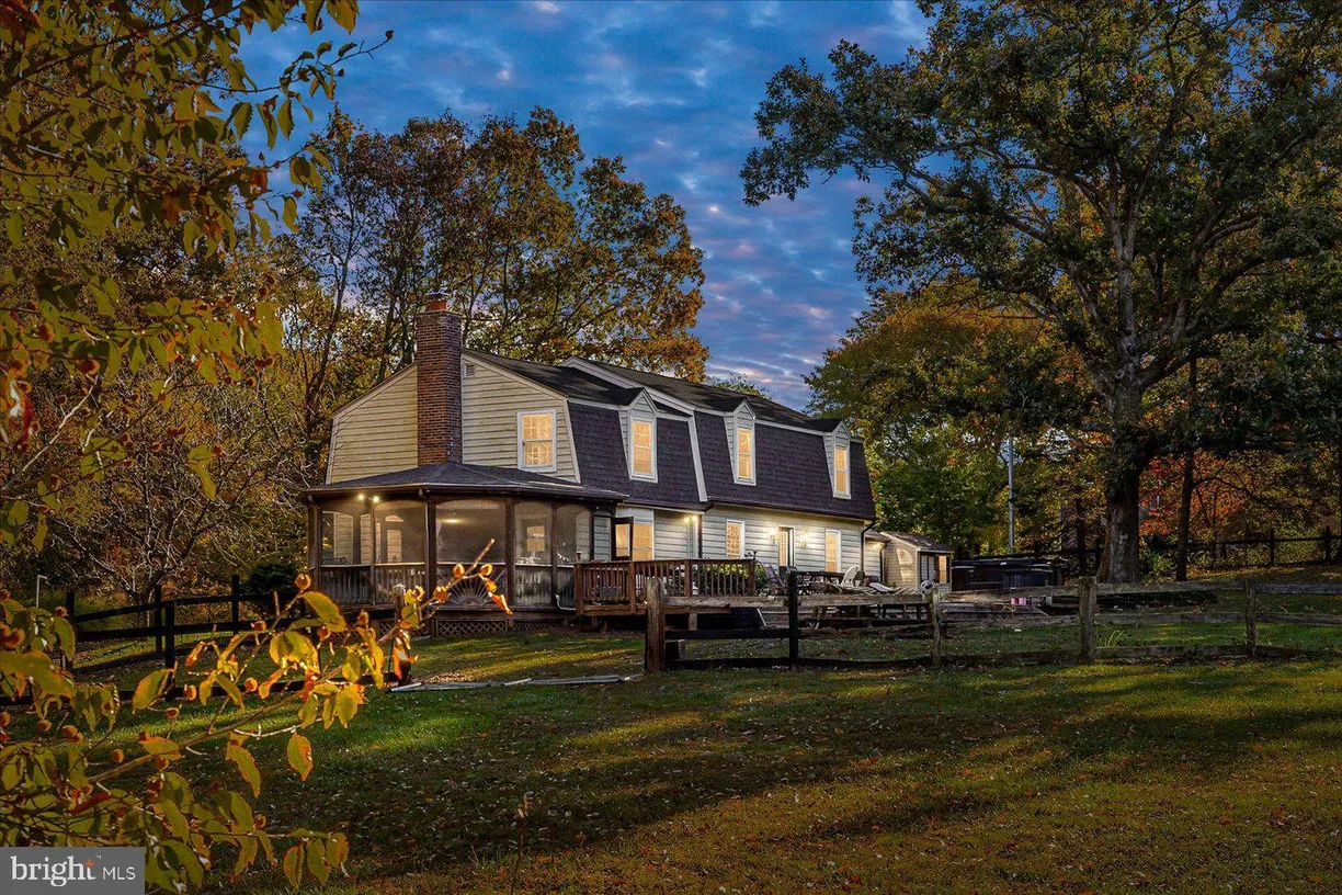 Washington Metro Area Real Estate | View 12728 Bristow Rd | 4 Beds, 3 Baths