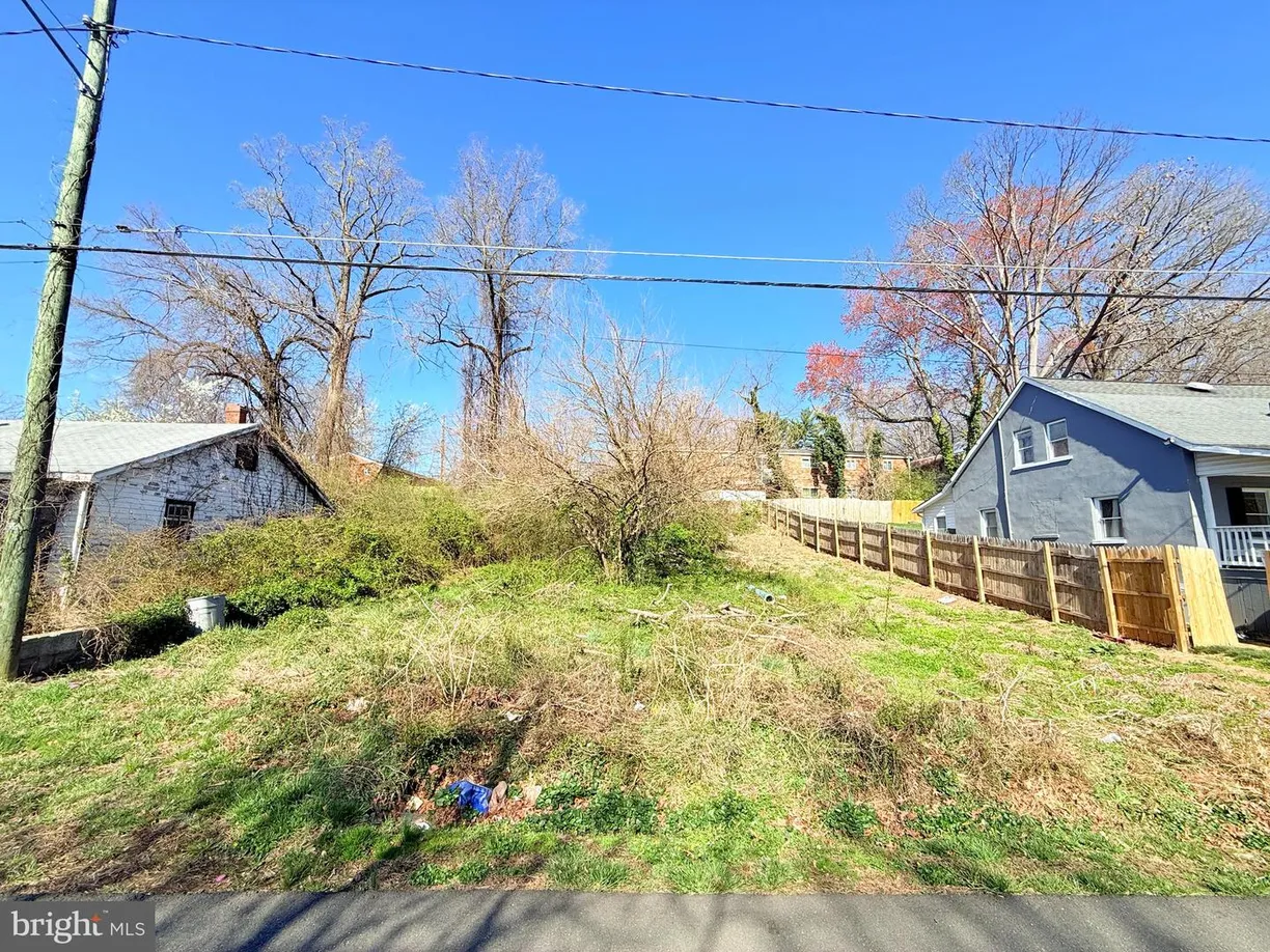 Washington Metro Area Real Estate | View 18510 Corby St | Listing