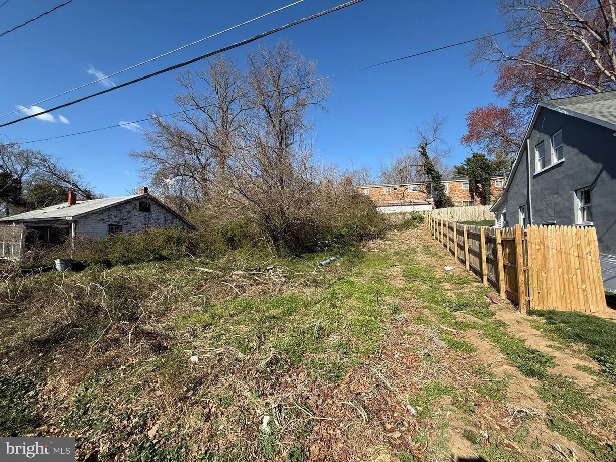 Washington Metro Area Real Estate | View 18510 Corby St