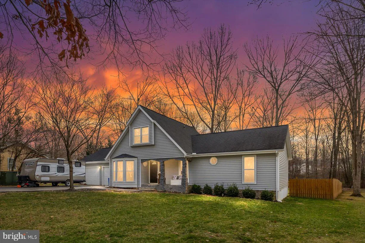 Washington Metro Area Real Estate | View 5304 Cedar Ridge Dr | 3 Beds, 2 Baths