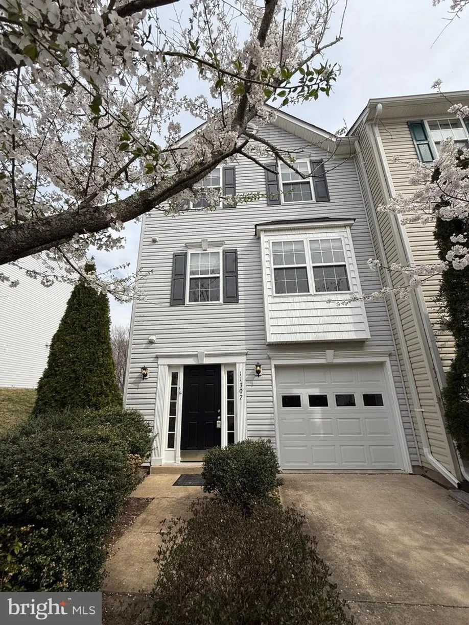 Washington Metro Area Real Estate | View 11307 Wytheville Ln | 3 Beds