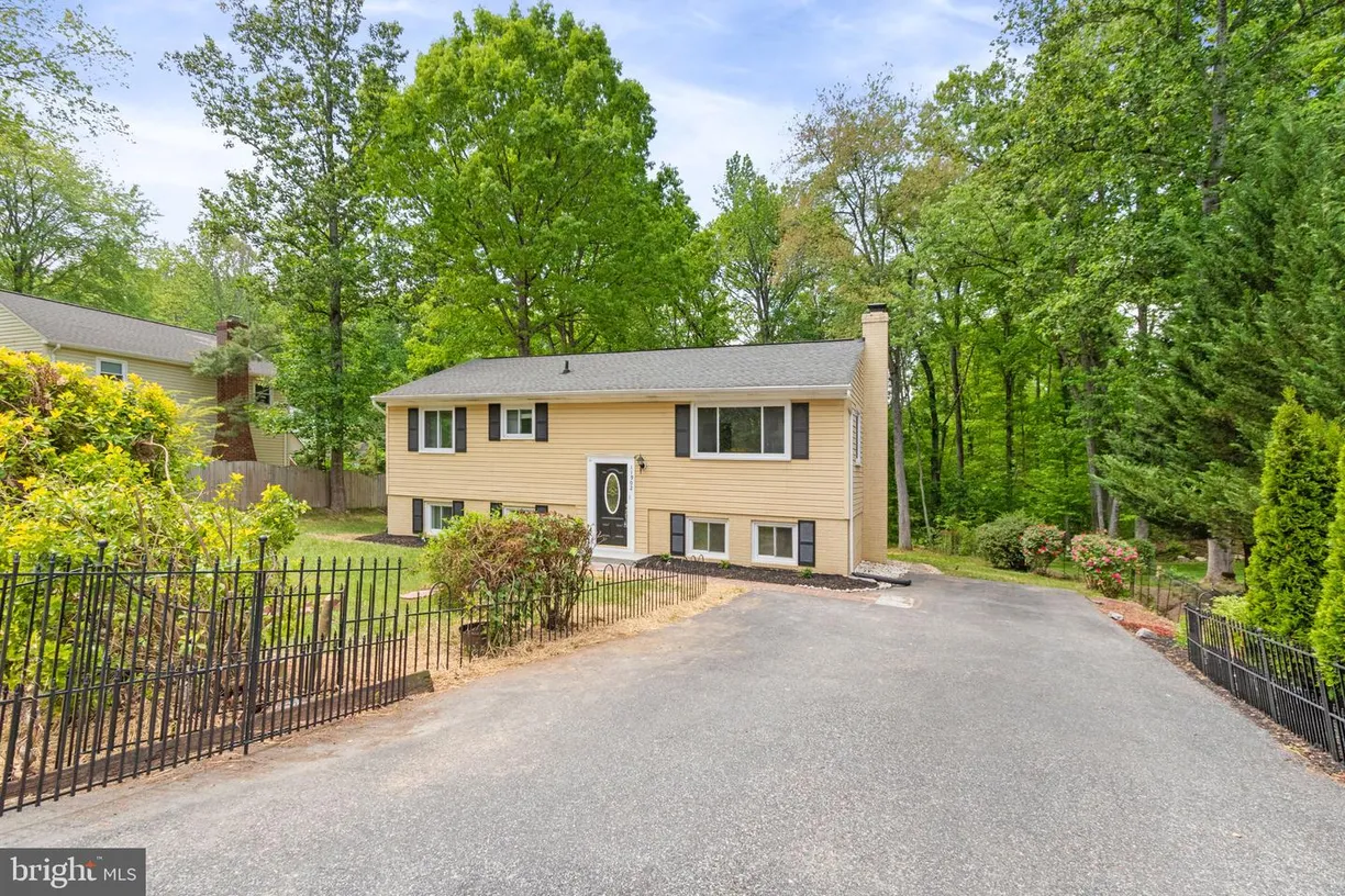 Washington Metro Area Real Estate | View 11902 Stansbury Dr | 4 Beds, 3 Baths