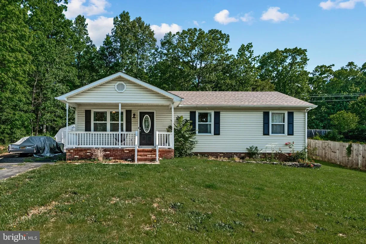 Washington Metro Area Real Estate | View 10420 Forest Hill Ct | Listing
