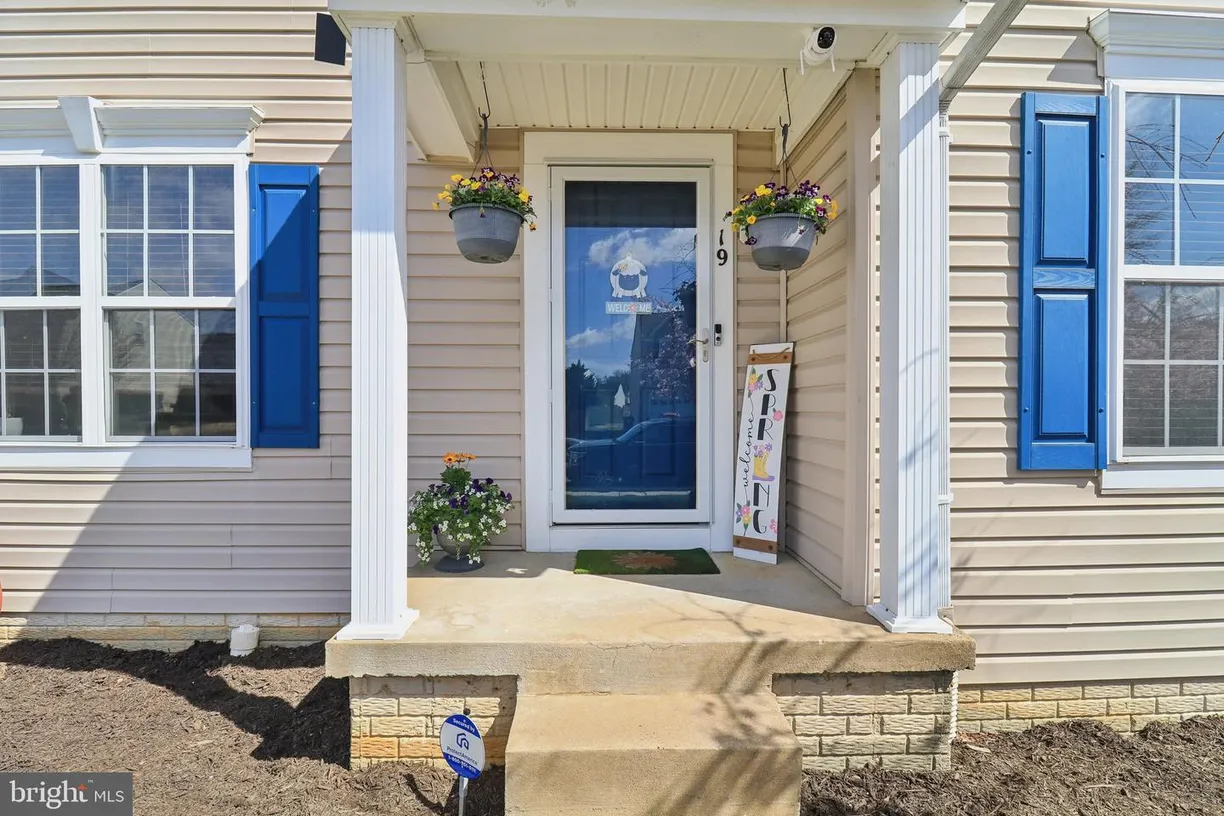 Washington Metro Area Real Estate | View 19 Glen Oak Rd | Listing