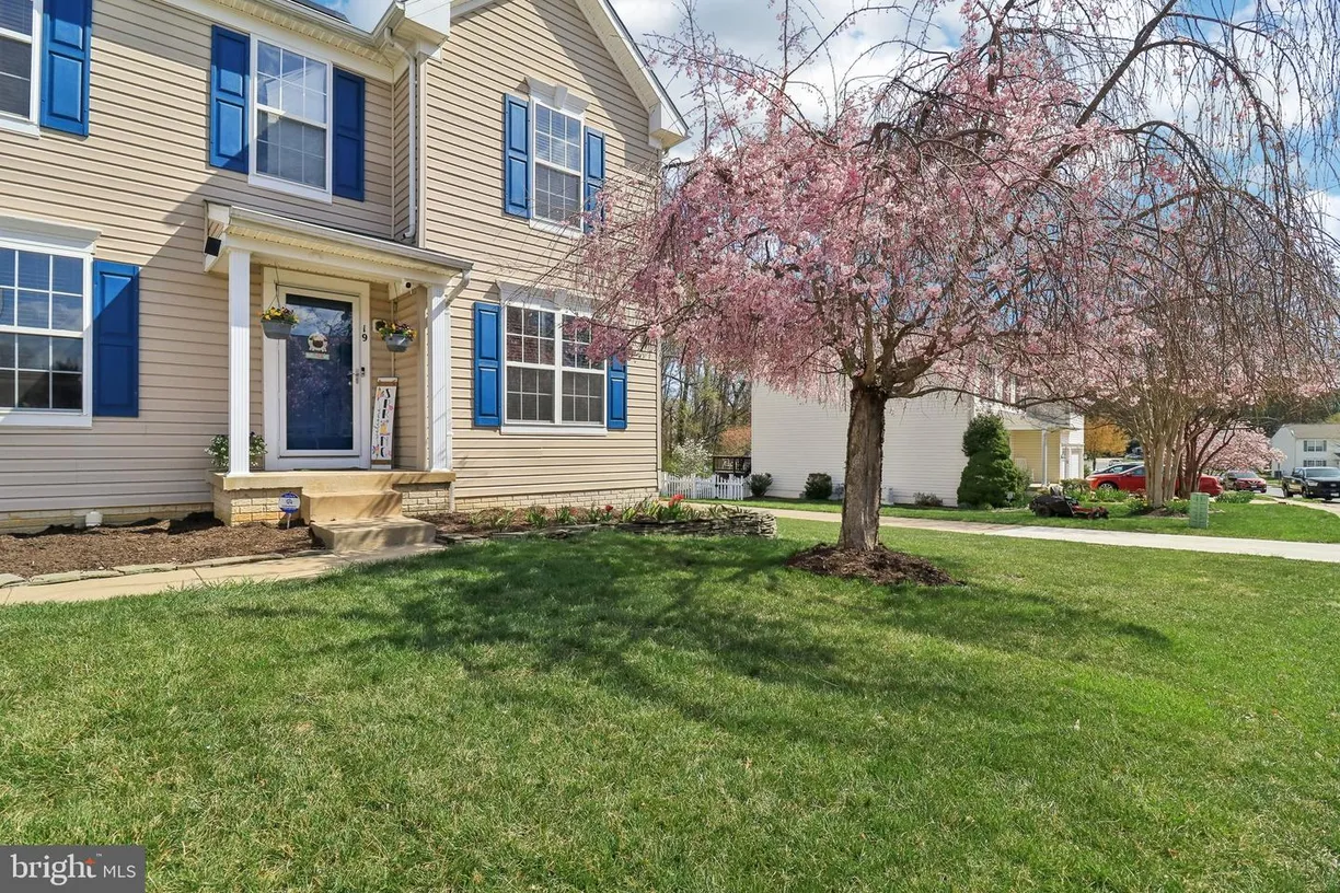 Washington Metro Area Real Estate | View 19 Glen Oak Rd | Listing