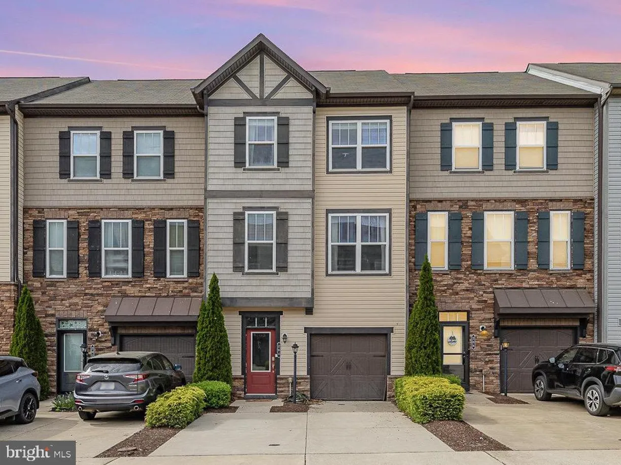 Washington Metro Area Real Estate | View 204 Germanna Way, 16 | 3 Beds, 2 Baths