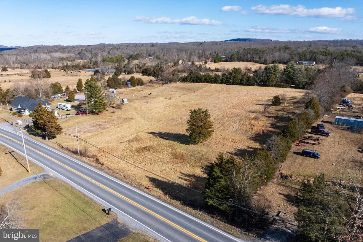 Washington Metro Area Real Estate | View HEDGESVILLE ROAD