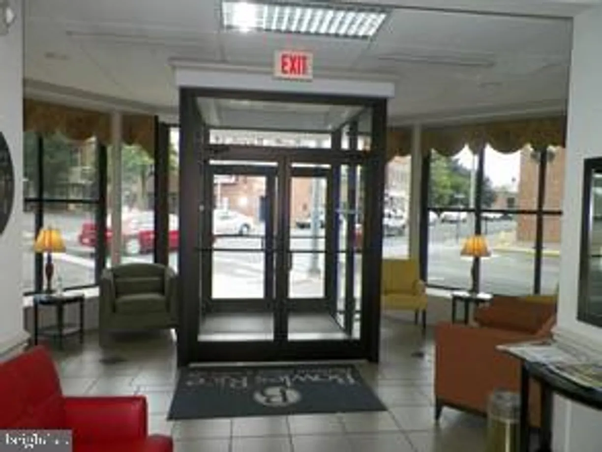 Washington Metro Area Real Estate | View 101 S Queen St | Listing