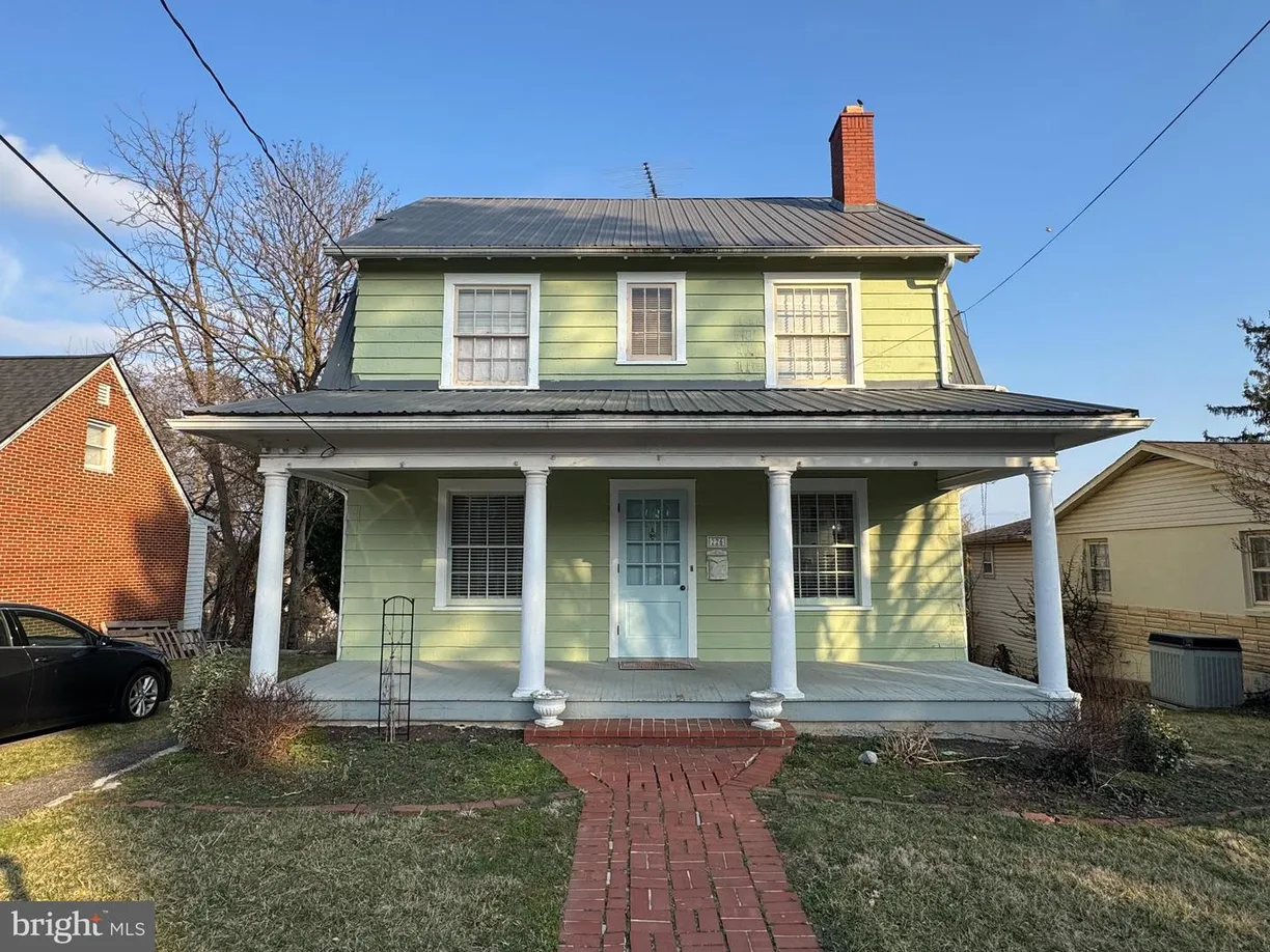 Washington Metro Area Real Estate | View 226 S Rosemont Ave | Listing