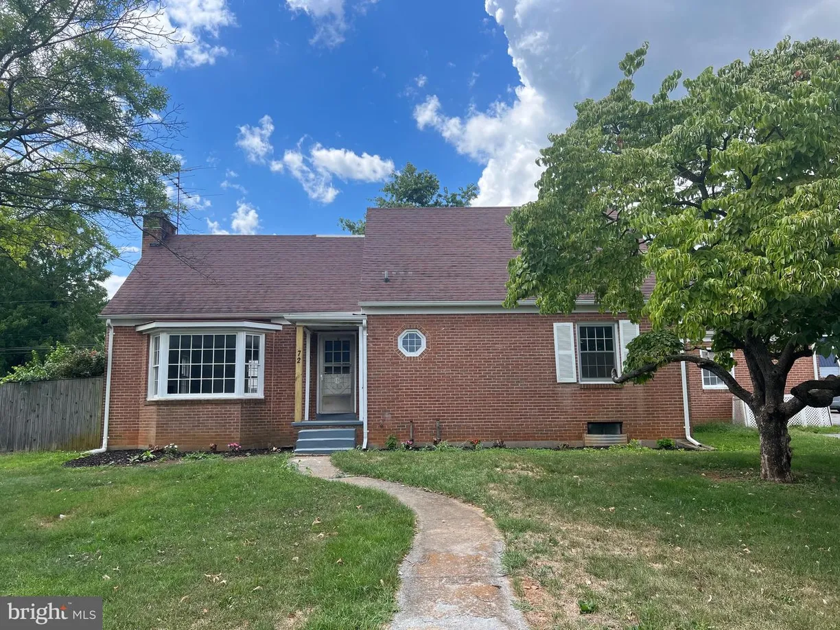 Washington Metro Area Real Estate | View 72 Alla Willa Dr | 3 Beds