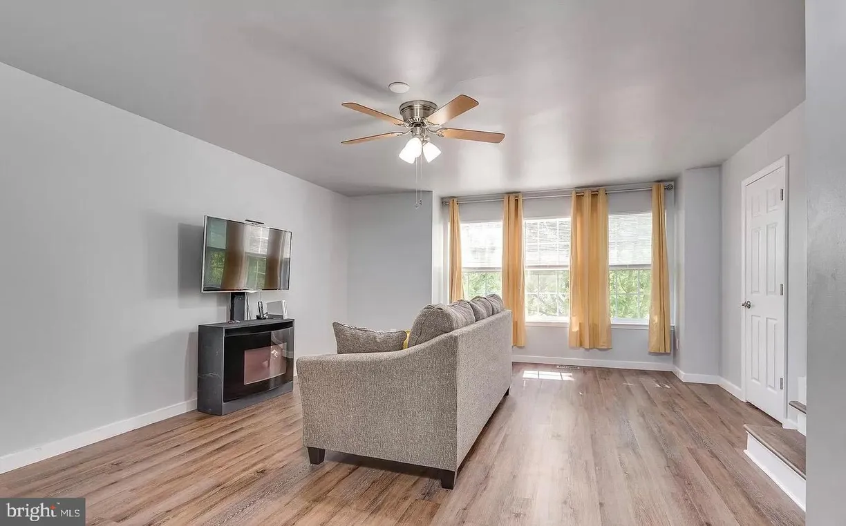 Washington Metro Area Real Estate | View 1217 Steed | Listing