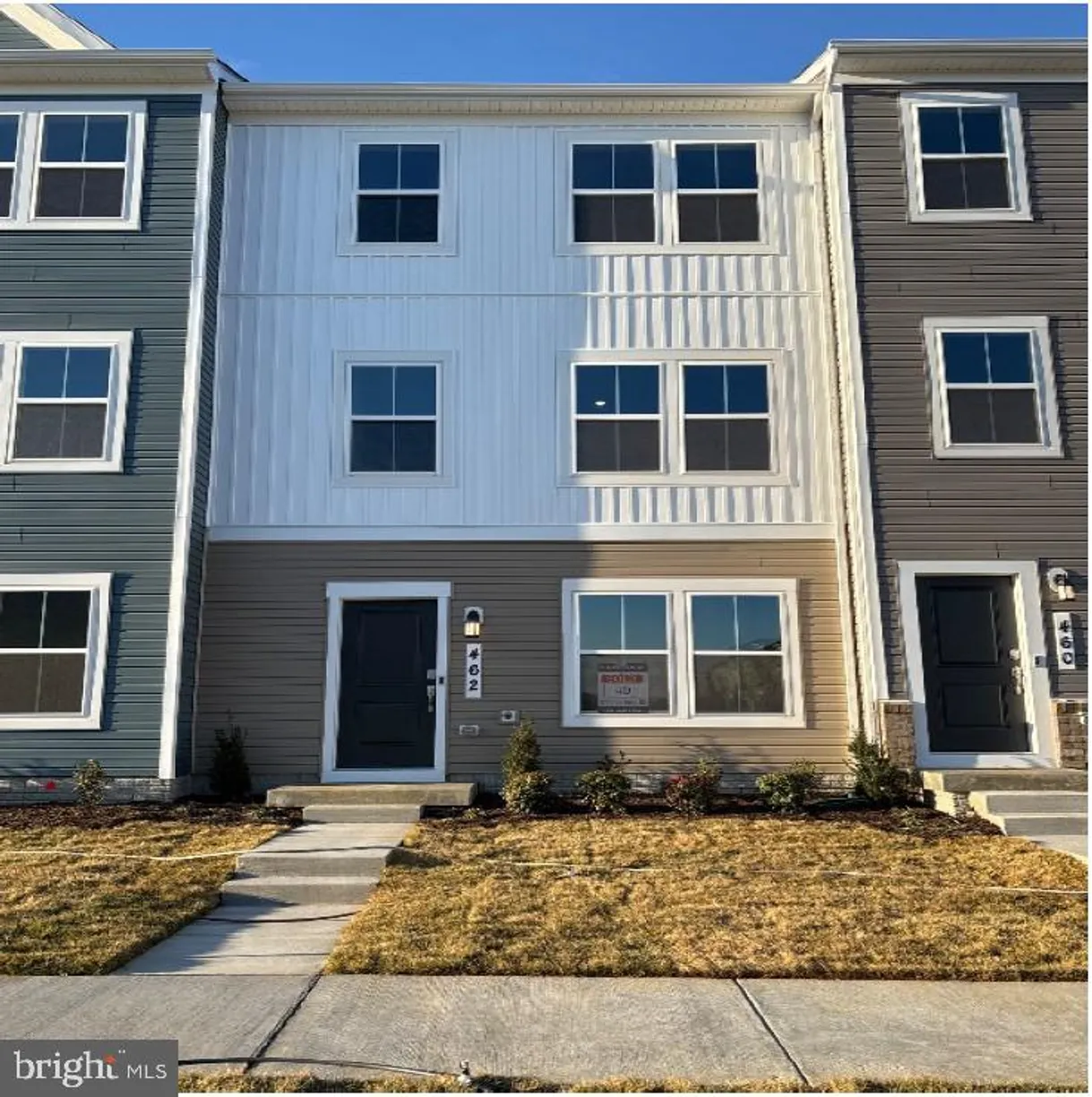 Washington Metro Area Real Estate | View 462 18th Ave | 3 Beds