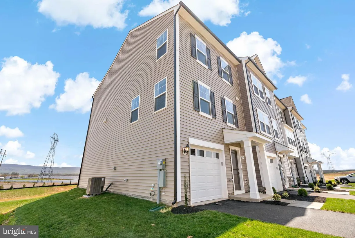 Washington Metro Area Real Estate | View 135 Armistead Pl | Listing