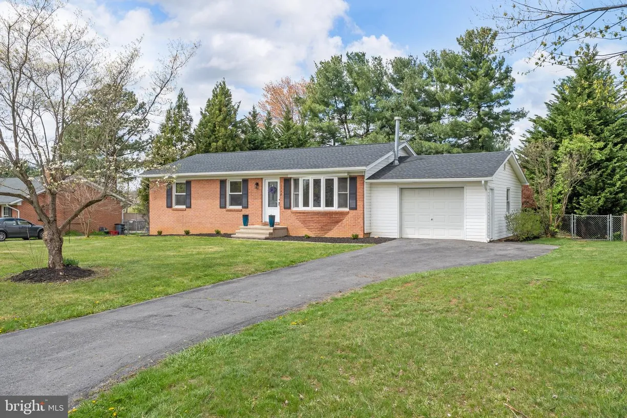 Washington Metro Area Real Estate | View 1142 Tuscawilla Dr | 2 Beds, 2 Baths