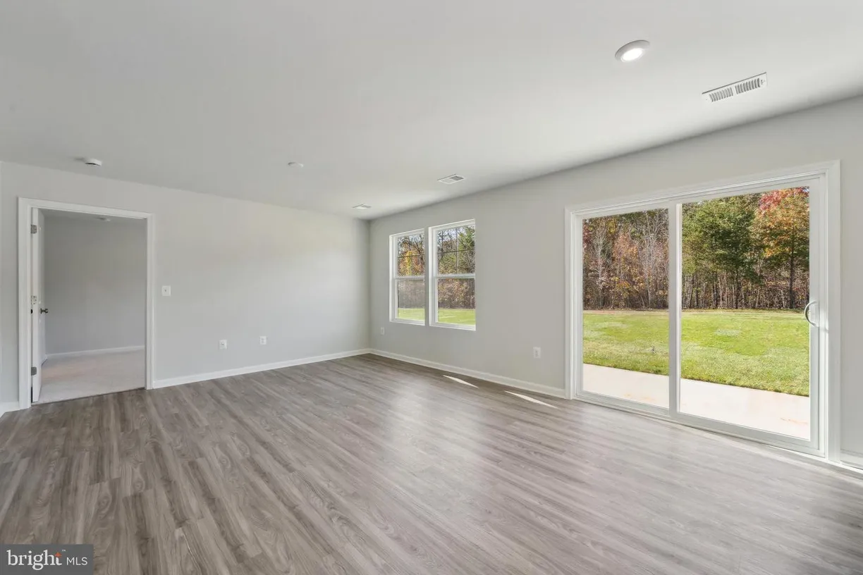 Washington Metro Area Real Estate | View 39 Holly Rd | Listing