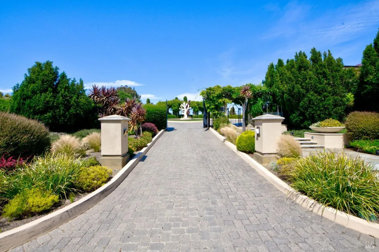 Northern California Real Estate | View 185 Gilmartin Drive | Listing