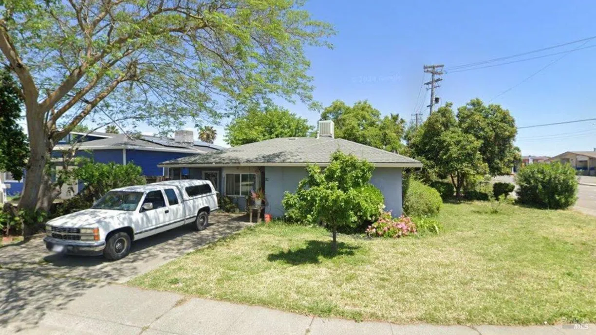 Northern California Real Estate | View 10 Solano Drive | 3 Beds, 1 Bath