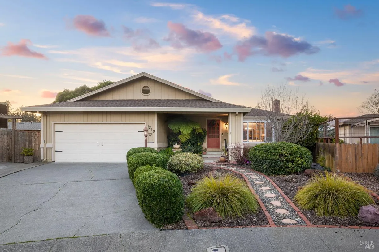 Northern California Real Estate | View 1810 Sherwood Circle | 3 Beds, 2 Baths