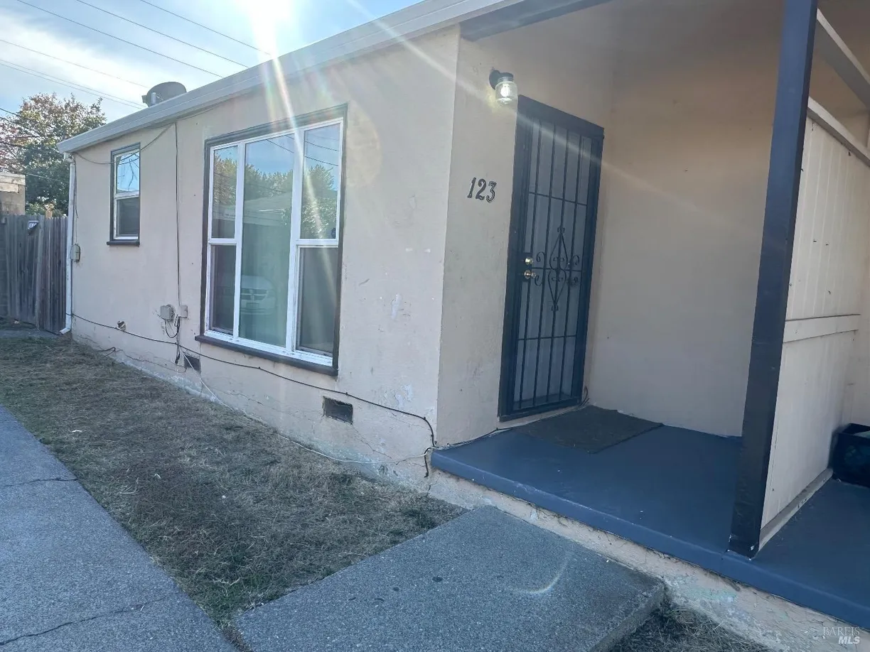 Northern California Real Estate | View 121 Westwood | 4 Beds, 2 Baths