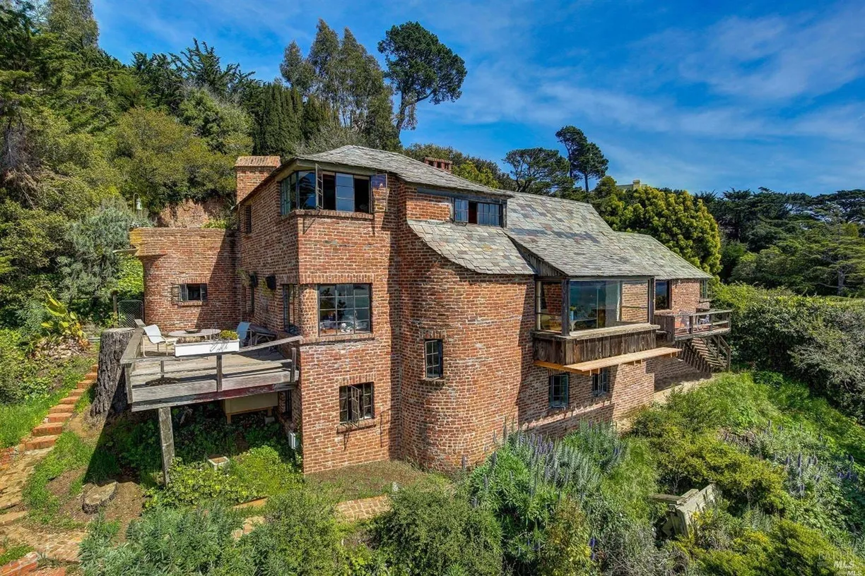 Northern California Real Estate | View 423 Belvedere Avenue | Listing