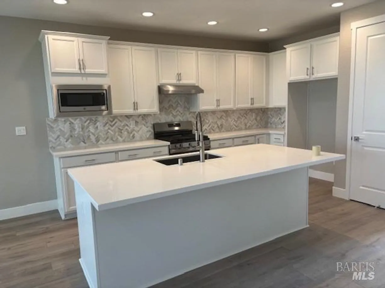 Northern California Real Estate | View 310 Charlotte Street | Listing
