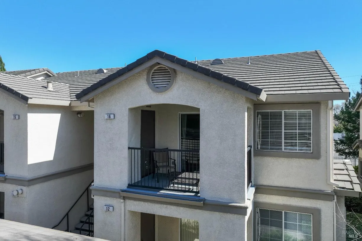 Northern California Real Estate | View 2001 Eastwood Drive, 16 | Listing