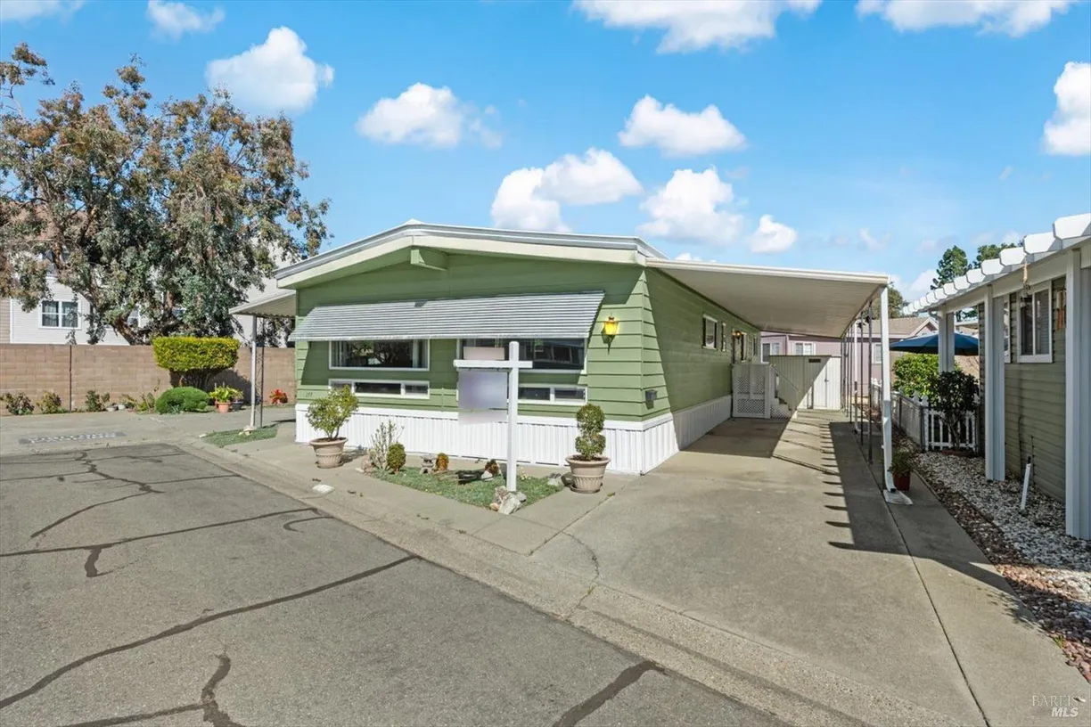 Northern California Real Estate | View 177 Lemon Tree | Listing