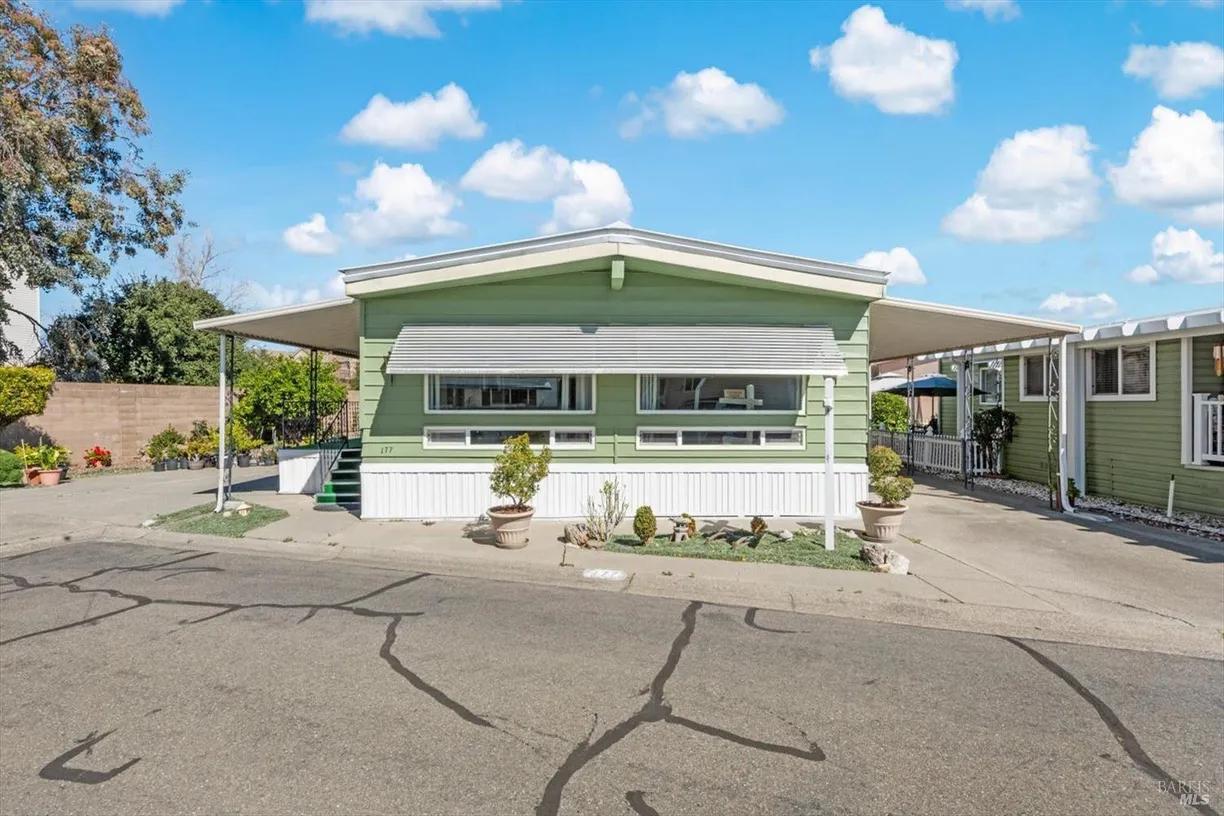 Northern California Real Estate | View 177 Lemon Tree | 2 Beds, 2 Baths