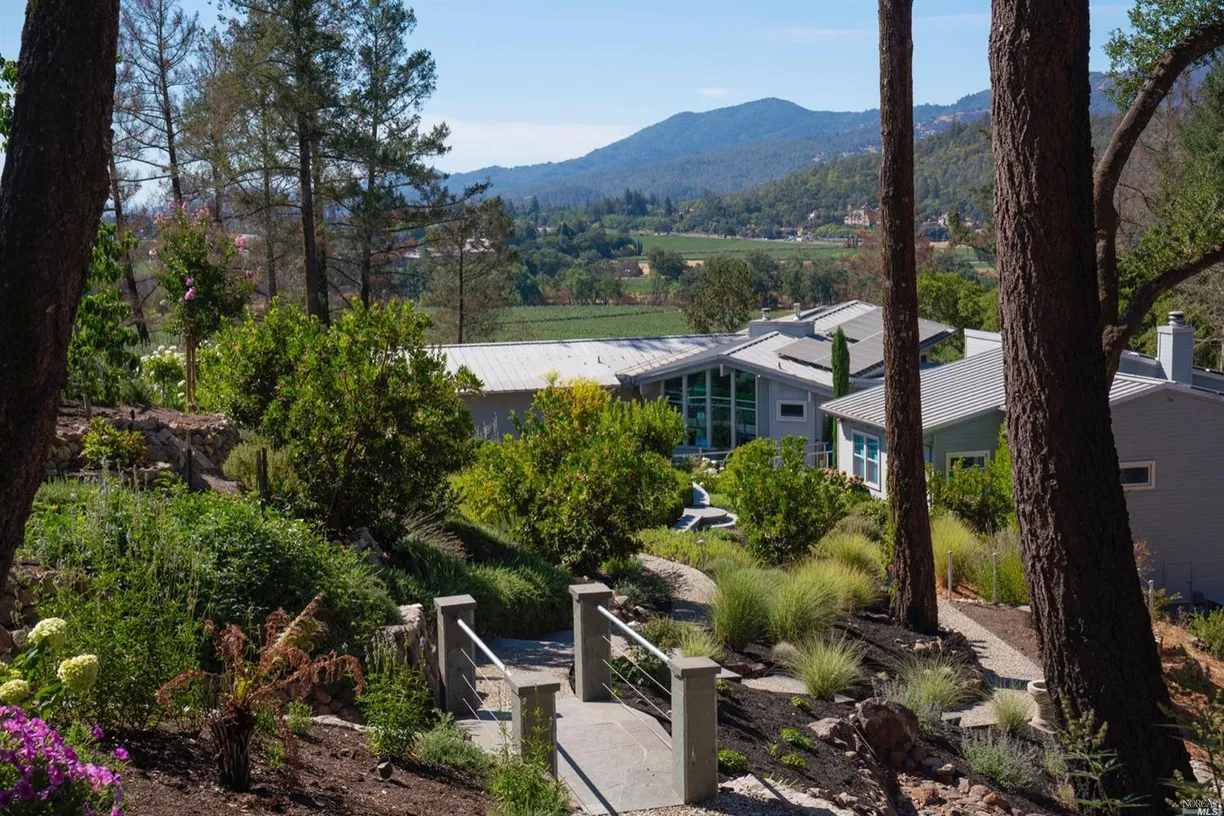 Northern California Real Estate | View 9 Bournemouth Road | 4 Beds, 5 Baths