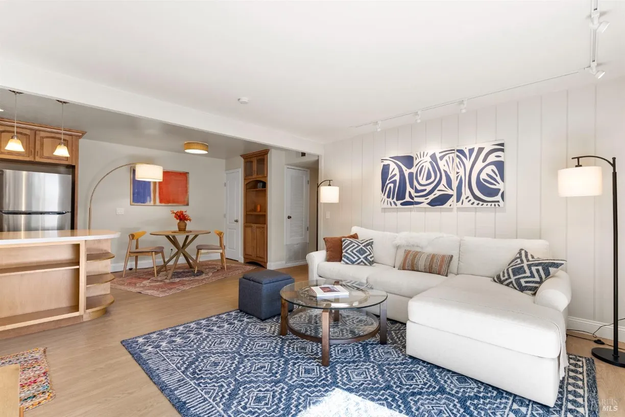 Northern California Real Estate | View 262 Larkspur Plaza Drive | 2 Beds, 2 Baths