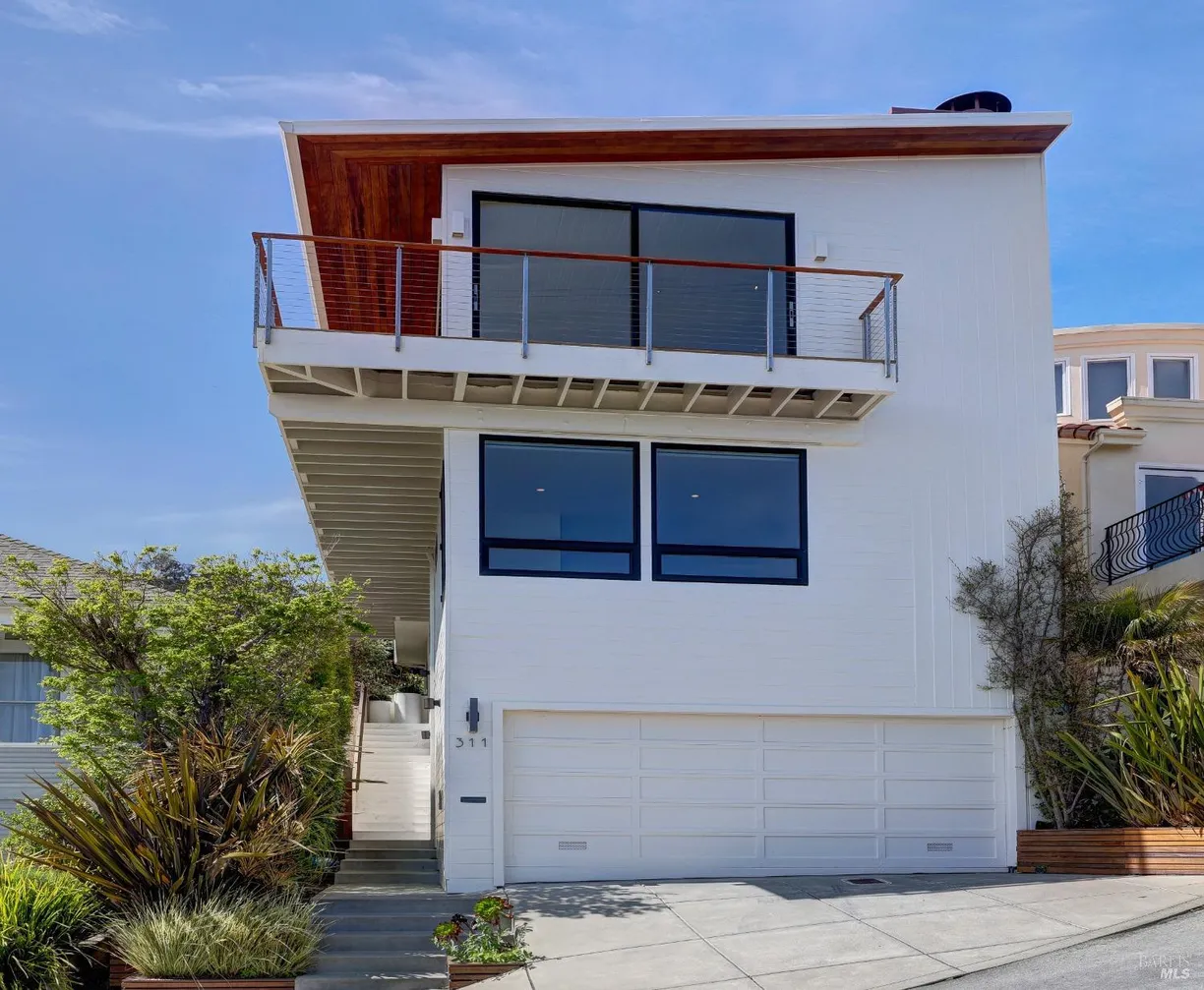 Northern California Real Estate | View 311 2nd Street | 3 Beds, 2 Baths