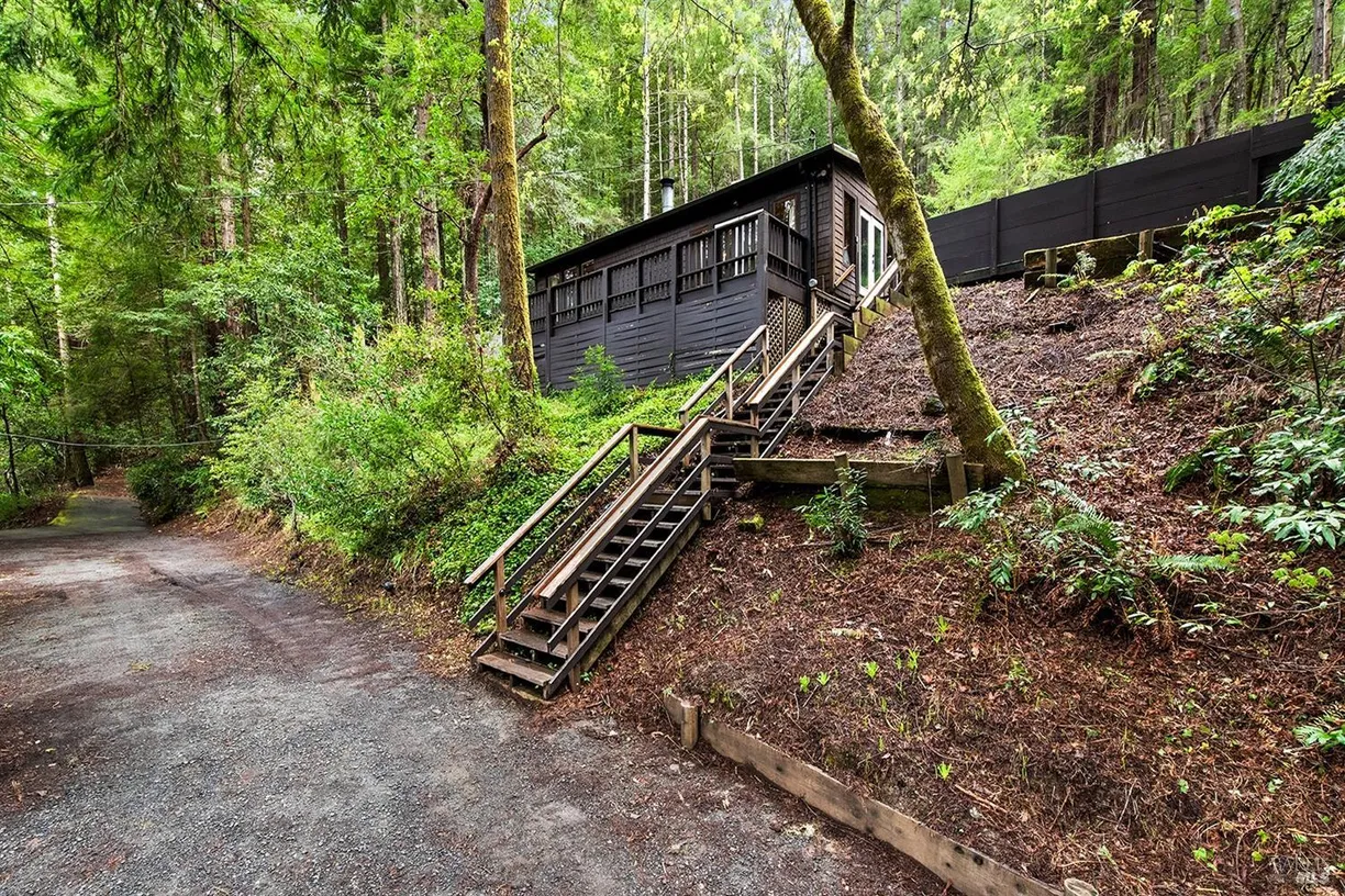Northern California Real Estate | View 3355 Cazadero Highway | 2 Beds, 1 Bath